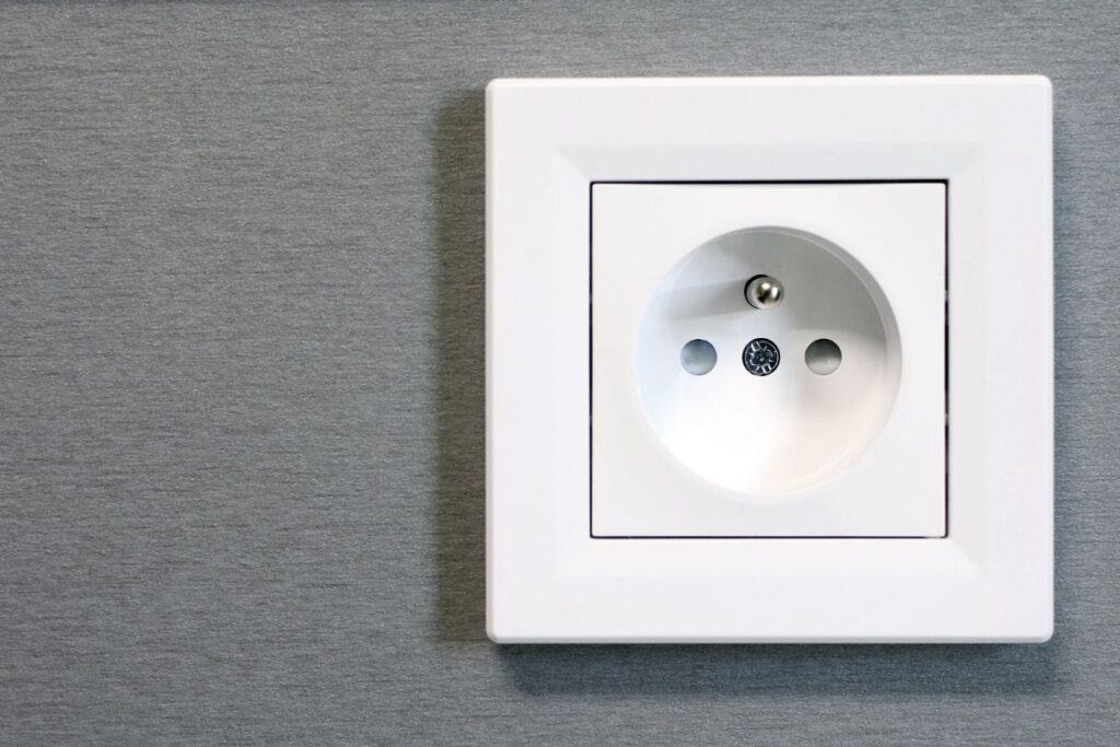 four encastrable prise normale